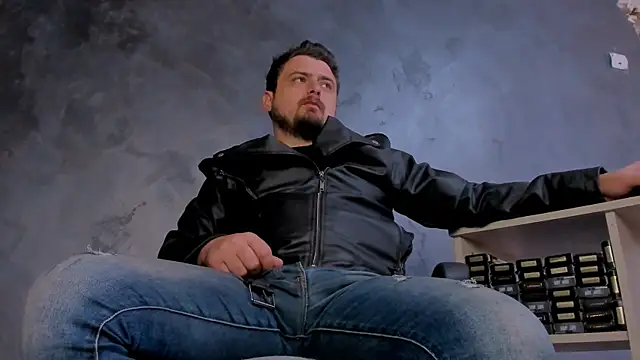 Snapshot of Master_Mark_Wayne chatting on 04.19.26 Master Mark Wayne online show from 04.19.26