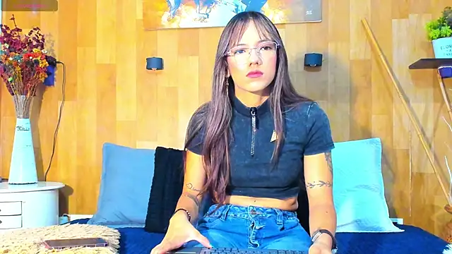 Snapshot of marianaa90 chatting on 05.07.26 marianaa90 online show from 05.07.26