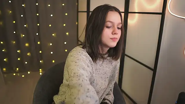 Addelin Moon online show from 01.18.25