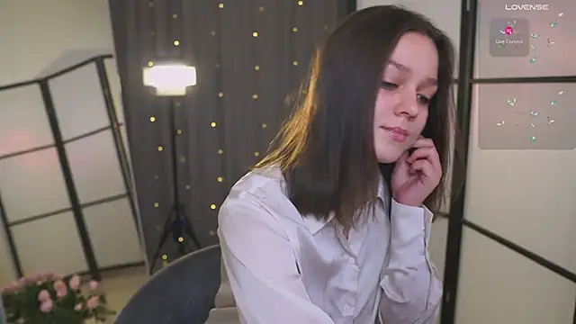 Addelin Moon online show from 03.09.25