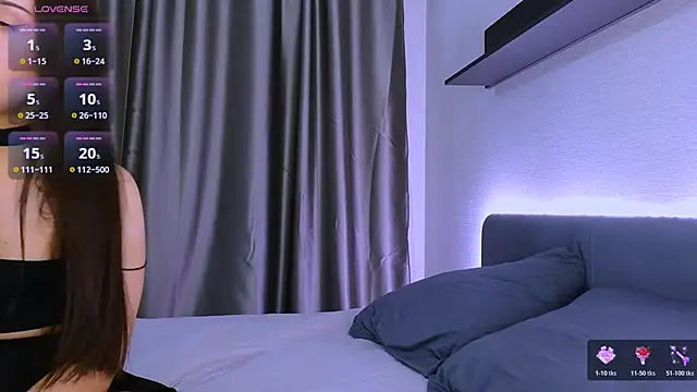 Snapshot of Kaia_Sunshine_Mia chatting on 02.19.26 Kaia Sunshine Mia online show from 02.19.26