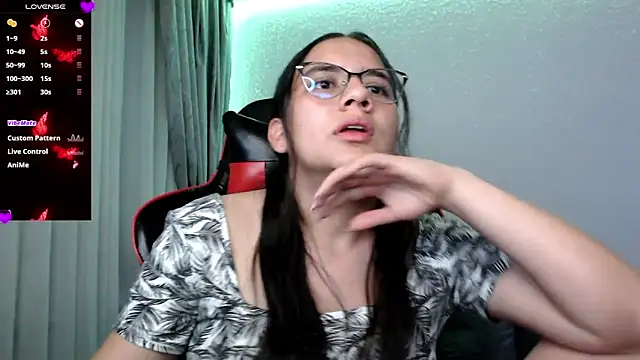 Lexyevans online show from 12.04.24