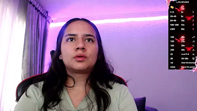 Lexyevans online show from 02.20.25