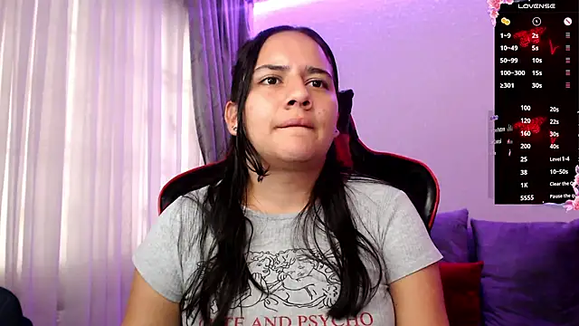 Lexyevans online show from 02.24.25