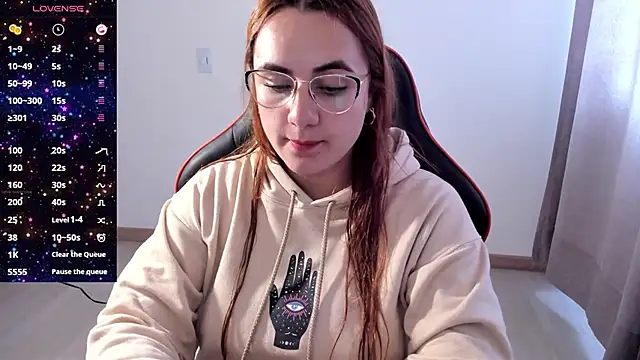 maryluna95 online show from 10.27.25