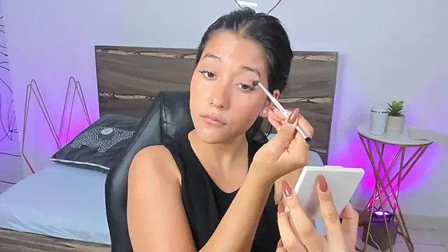 Snapshot of ivette_bocelly chatting on 02.11.25 ivette bocelly online show from 02.11.25