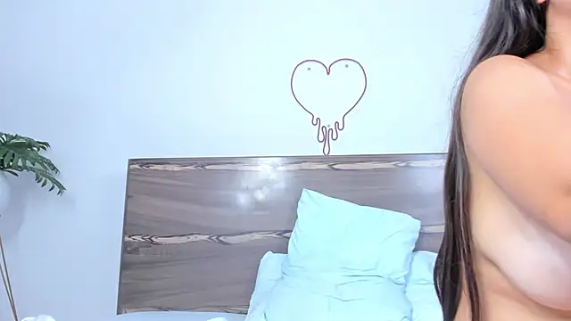 Snapshot of ivette_bocelly chatting on 02.20.25 ivette bocelly online show from 02.20.25