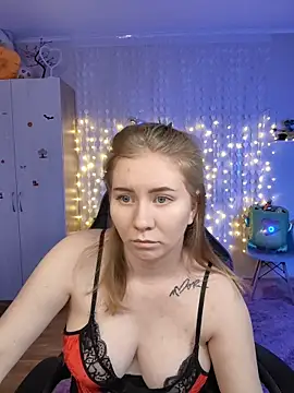 D0nna  online show from 02.22.26