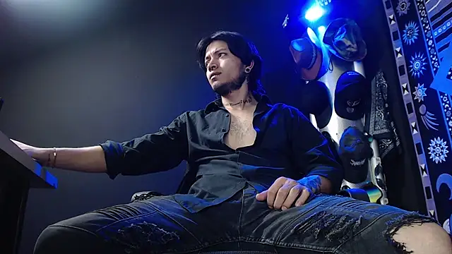 Dicaprioo  online show from 03.03.25