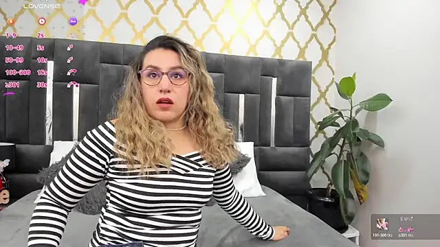 Snapshot of RubbyTaylor chatting on 05.19.26 RubbyTaylor online show from 05.19.26