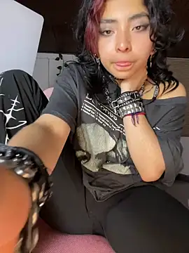 Snapshot of _Gothiccbitch_ chatting on 02.06.25  Gothiccbitch  online show from 02.06.25