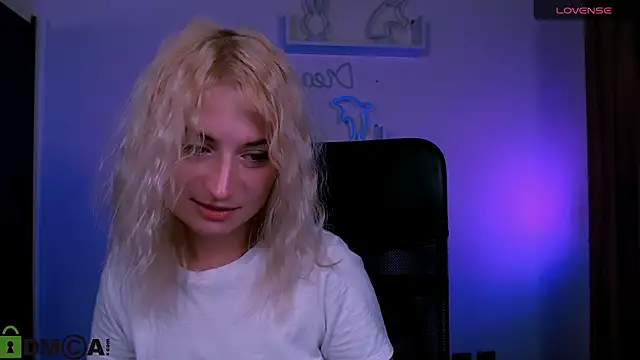 Snapshot of melisa_white1 chatting on 07.26.26 melisa white1 online show from 07.26.26