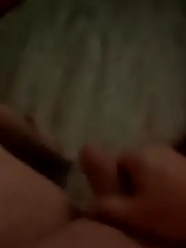 Szeltolo001 online show from 11.20.25