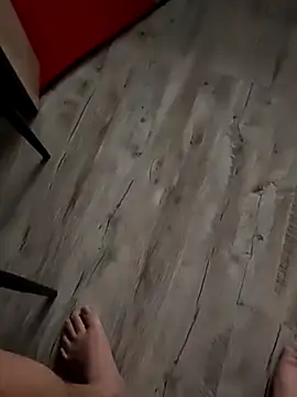 Szeltolo001 online show from 11.22.25