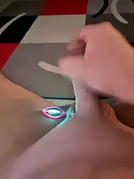 Szeltolo001 online show from 01.06.26