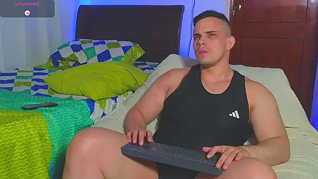 Regansmiths online show from 03.25.26