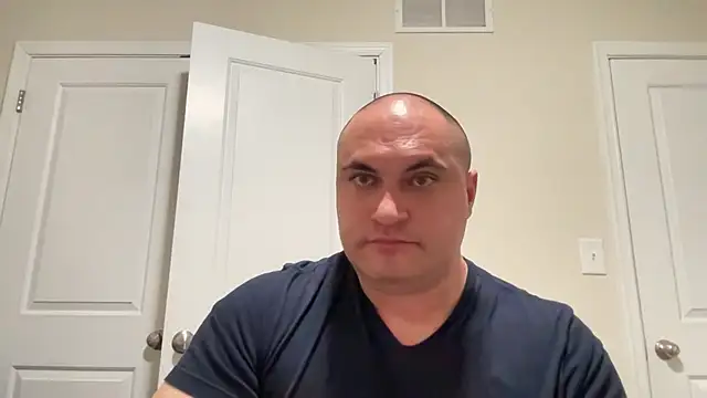 SluggishChase99 online show from 01.15.25