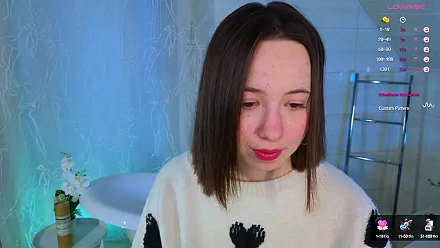 Hayle Hill online show from 03.10.25