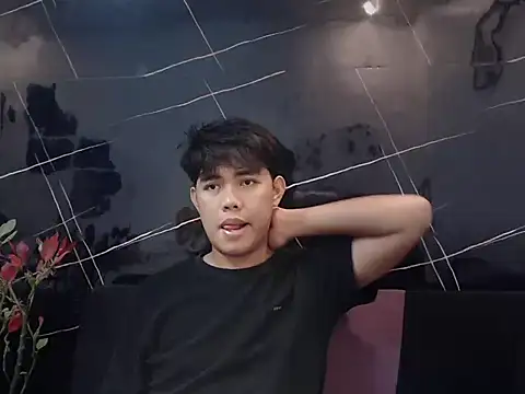 hoenika online show from 02.02.26