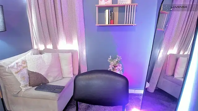 alaiasmile  online show from 06.19.26