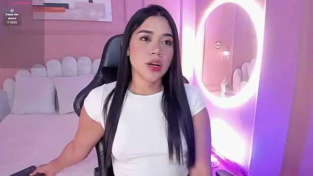 Snapshot of mara_brooks chatting on 09.13.25 mara brooks online show from 09.13.25