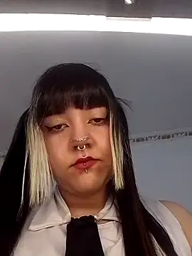 Charlotte Myers online show from 06.05.26