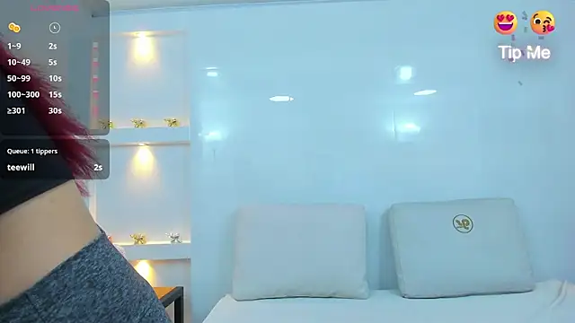 Dalia-Prada online show from 03.06.25