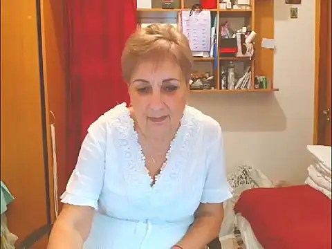 Victoria5643 online show from 11.17.25