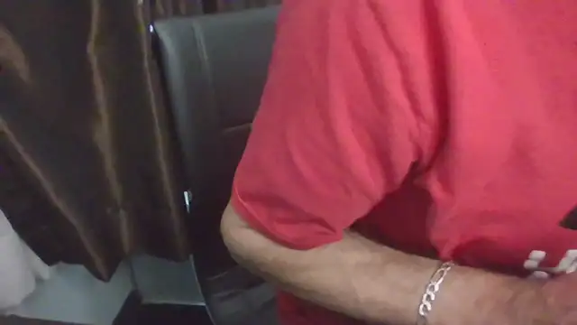 HungStud4You online show from 11.10.25