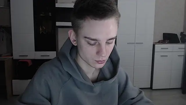 angryzan online show from 02.06.25