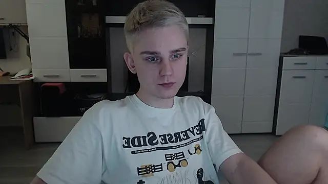 angryzan online show from 02.18.25