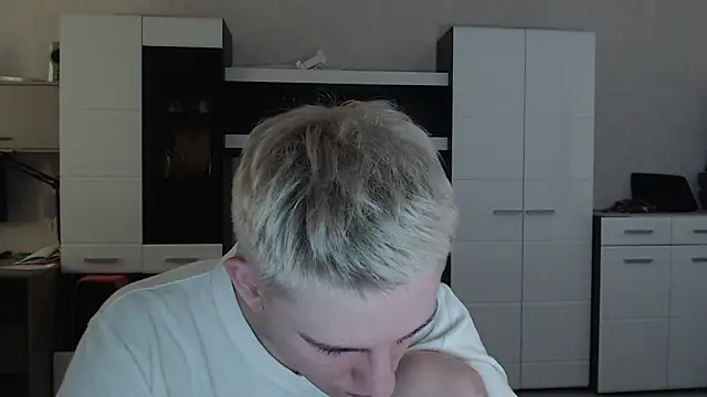 angryzan online show from 02.24.25