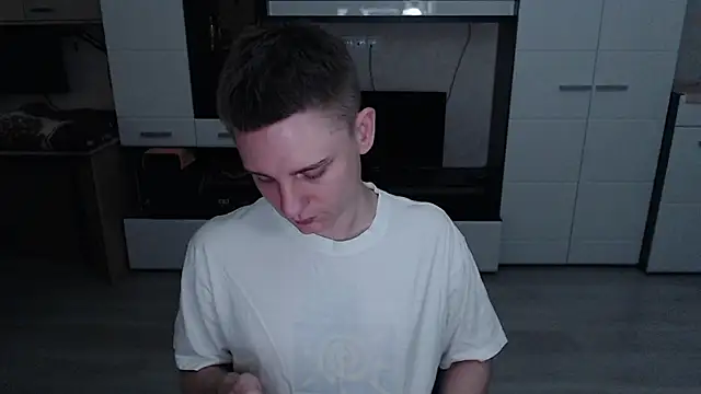 angryzan online show from 10.17.25