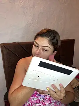 Sofia Queen17 online show from 09.10.25