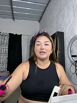 Snapshot of Sofia_Queen17 chatting on 04.10.26 Sofia Queen17 online show from 04.10.26