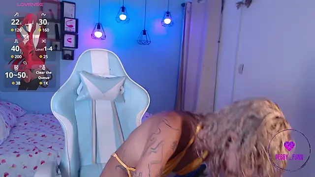 Peggy Funn online show from 12.21.24