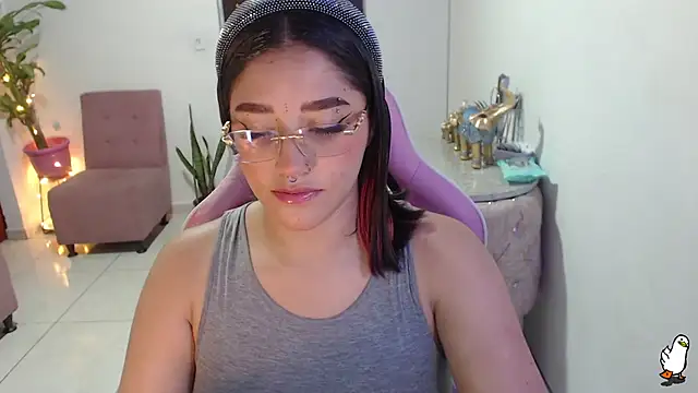 littleangel1 m online show from 02.24.25