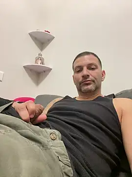 Snapshot of goroasroma90 chatting on 03.16.25 goroasroma90 online show from 03.16.25