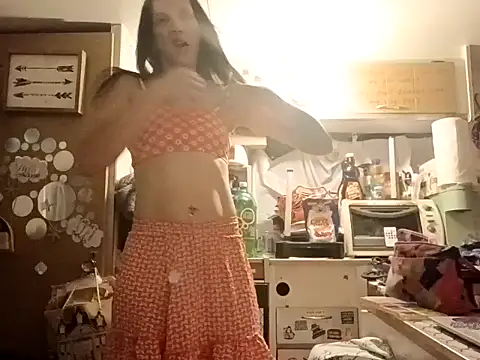 Snapshot of whitetrashdirtyslut chatting on 03.09.26 whitetrashdirtyslut online show from 03.09.26