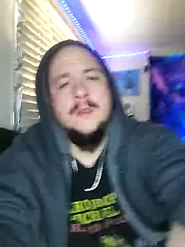 Snapshot of Spunonymous chatting on 01.10.25 Spunonymous online show from 01.10.25