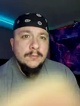 Snapshot of Spunonymous chatting on 01.21.25 Spunonymous online show from 01.21.25