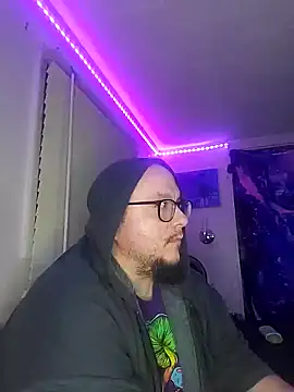 Snapshot of Spunonymous chatting on 02.28.25 Spunonymous online show from 02.28.25