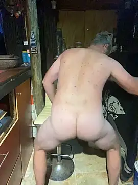 Snapshot of sexycouple109 chatting on 01.07.25 sexycouple109 online show from 01.07.25