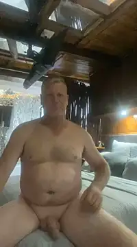 Snapshot of sexycouple109 chatting on 01.15.25 sexycouple109 online show from 01.15.25