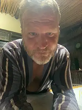 Snapshot of sexycouple109 chatting on 03.11.25 sexycouple109 online show from 03.11.25