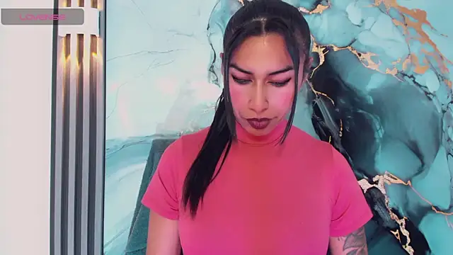 khiara moretti online show from 02.04.26