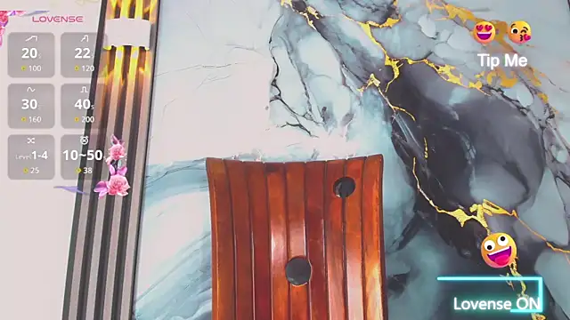 khiara moretti online show from 03.17.26