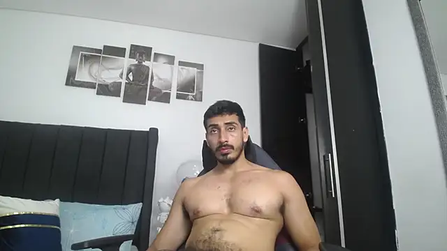 Snapshot of muscle_ares chatting on 02.21.25 muscle ares online show from 02.21.25