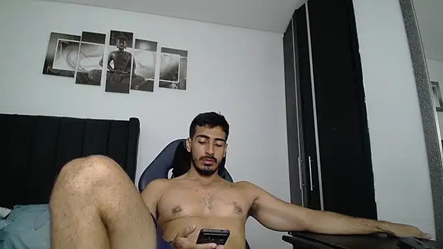 Snapshot of muscle_ares chatting on 03.15.25 muscle ares online show from 03.15.25