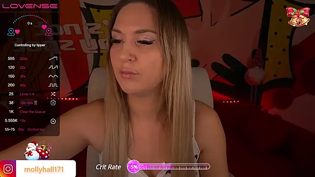 Snapshot of MollyHallss chatting on 12.10.24 MollyHallss online show from 12.10.24